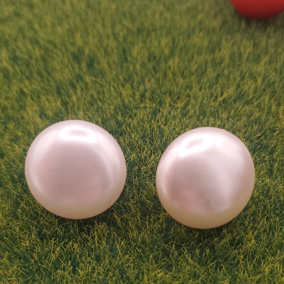 Sarah Coventry Elegant Pearl Clip On Earrings E2114 - Picture 1 of 3